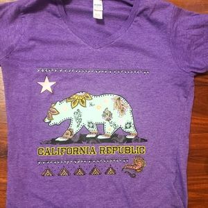 California Republic Tee Shirt V neck W XL purple